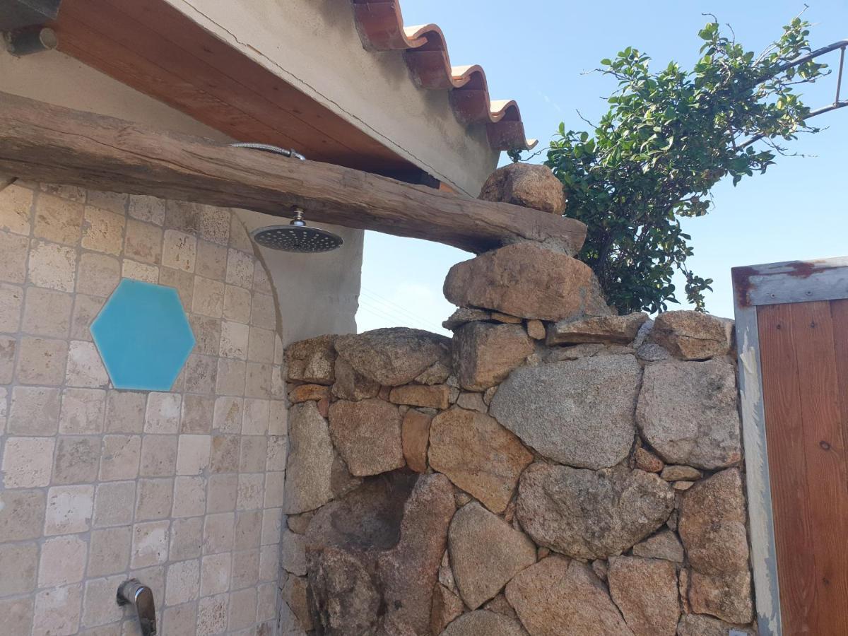 Rifugio Monte Pino Villa Telti Buitenkant foto