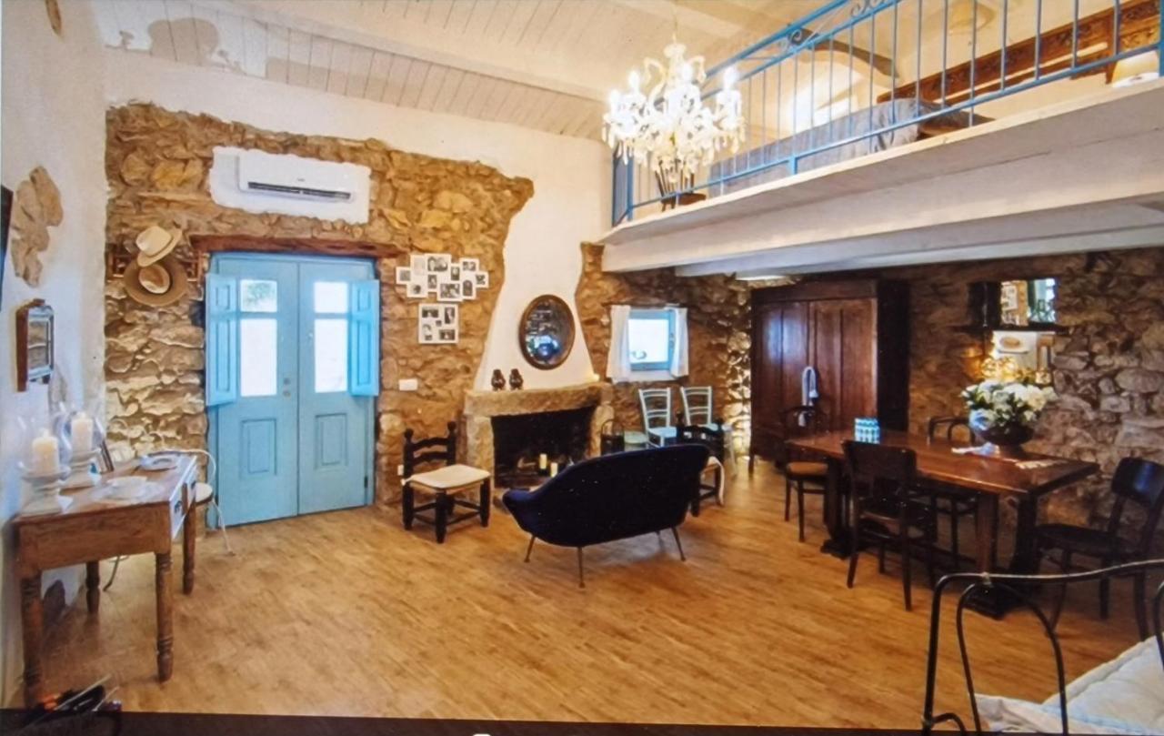 Rifugio Monte Pino Villa Telti Buitenkant foto